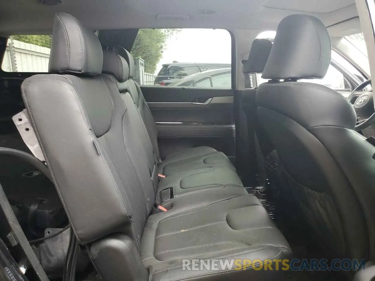 10 Photograph of a damaged car KM8R44GE5SU814334 HYUNDAI PALISADE 2025