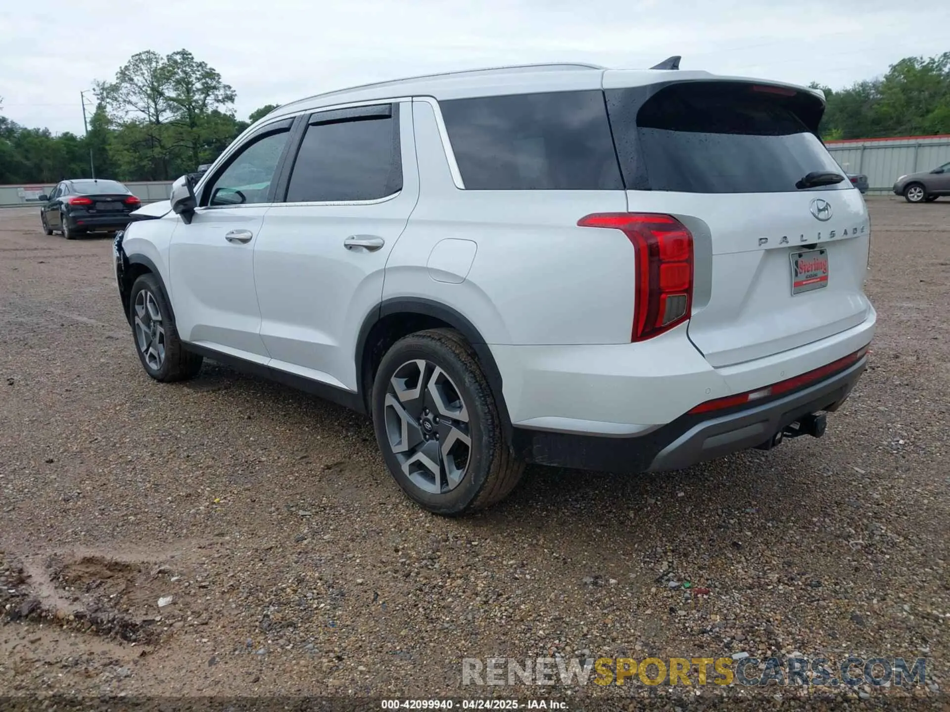 3 Photograph of a damaged car KM8R44GE8SU830107 HYUNDAI PALISADE 2025