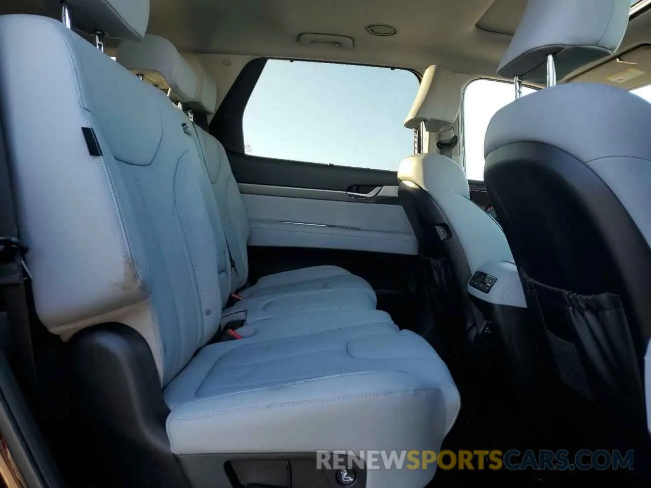 11 Photograph of a damaged car KM8R4DGE1SU823662 HYUNDAI PALISADE 2025