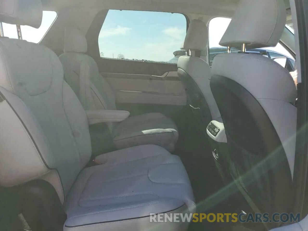 12 Photograph of a damaged car KM8R4DGE3SU846845 HYUNDAI PALISADE 2025
