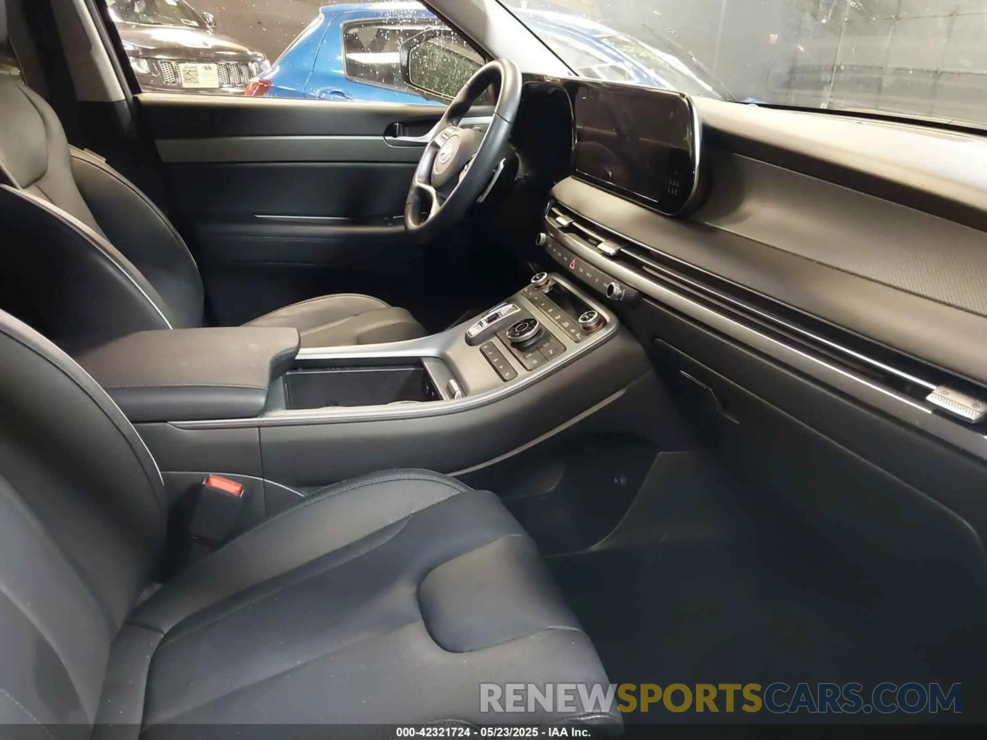 5 Photograph of a damaged car KM8R4DGE7SU836643 HYUNDAI PALISADE 2025