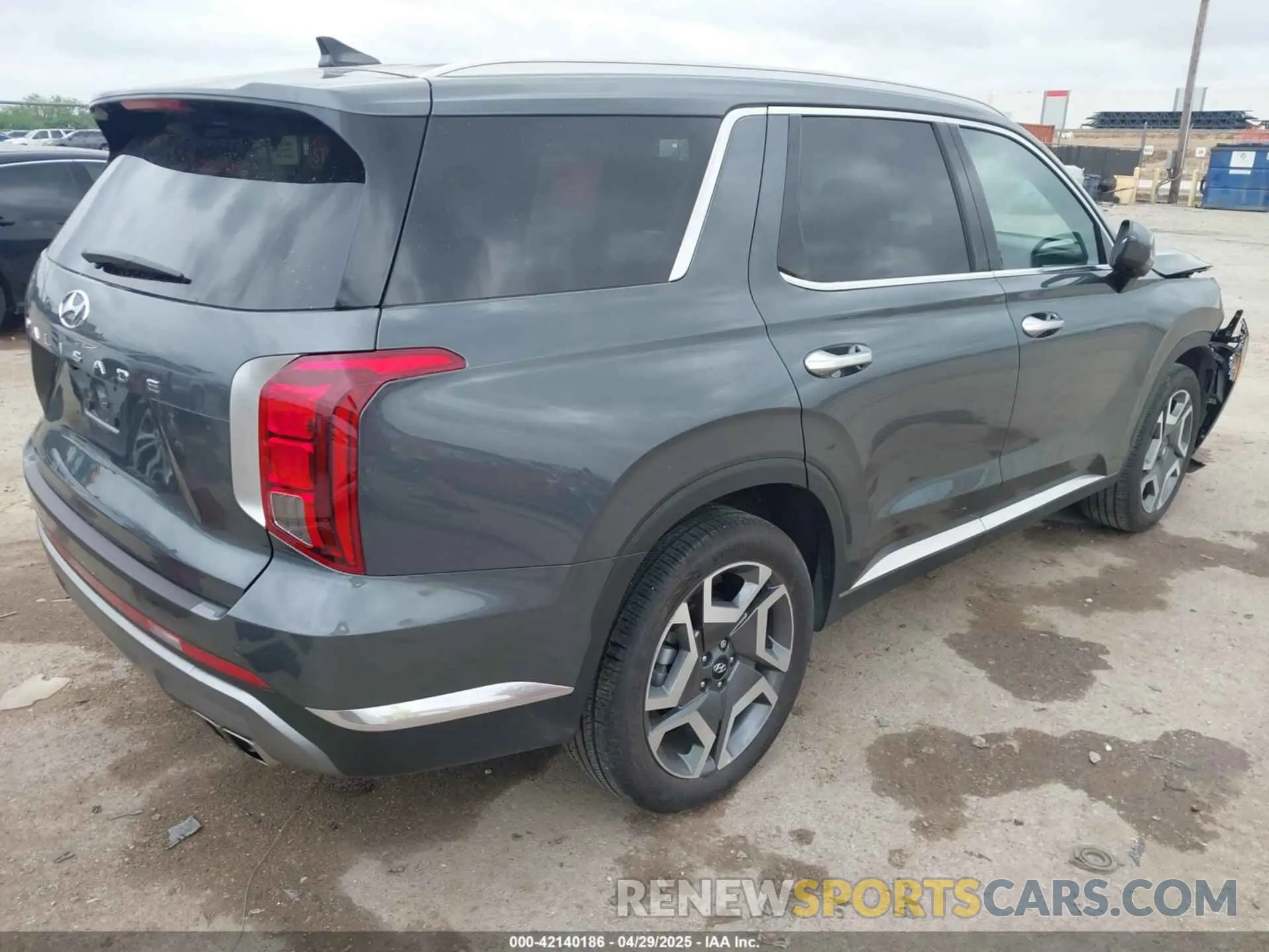 4 Photograph of a damaged car KM8R54GE5SU821958 HYUNDAI PALISADE 2025