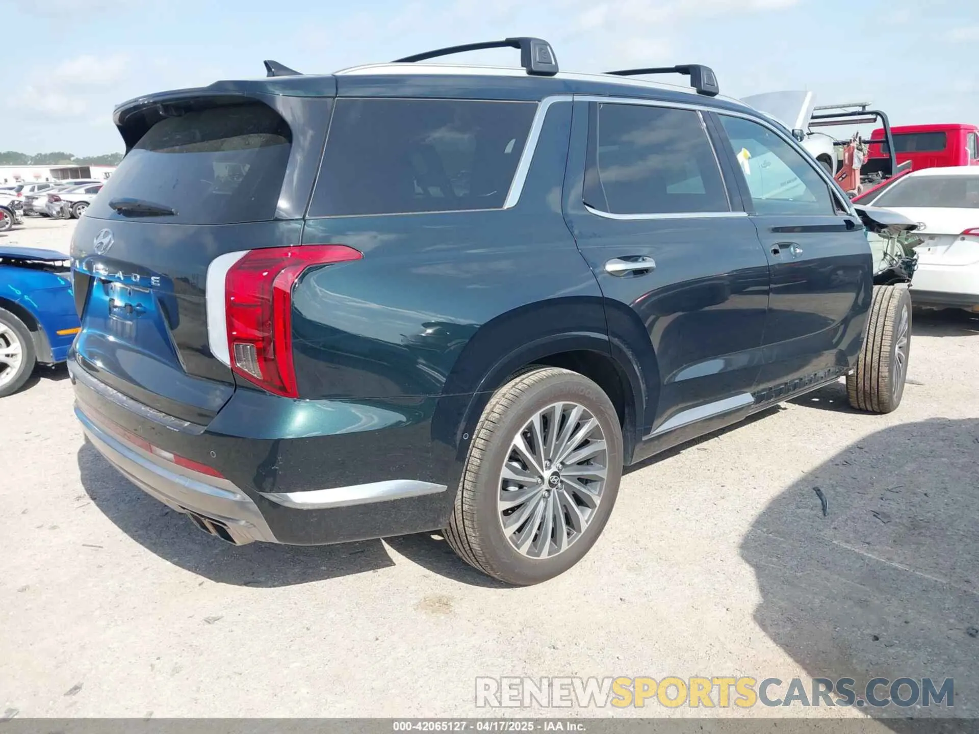 4 Photograph of a damaged car KM8R74GE6SU856907 HYUNDAI PALISADE 2025