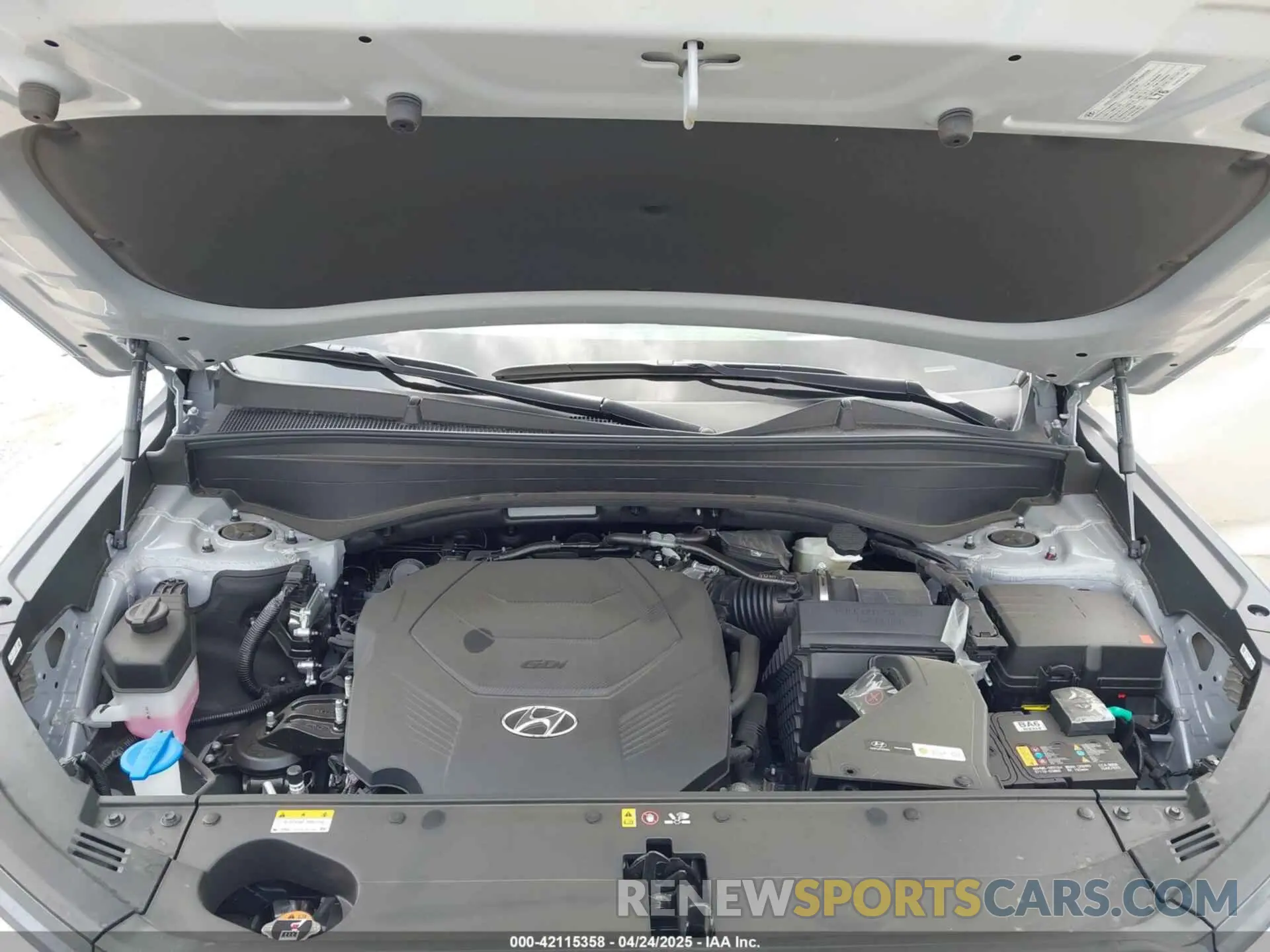 10 Photograph of a damaged car KM8R74GE9SU887116 HYUNDAI PALISADE 2025