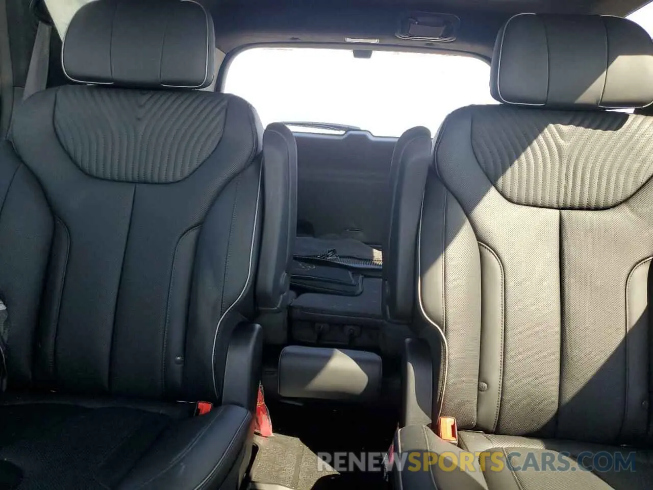 10 Photograph of a damaged car KM8R74GEXSU867294 HYUNDAI PALISADE 2025