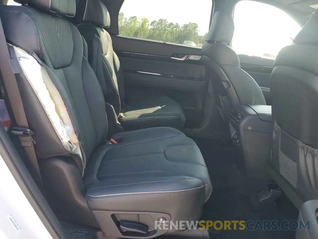 11 Photograph of a damaged car KM8R74GEXSU867294 HYUNDAI PALISADE 2025