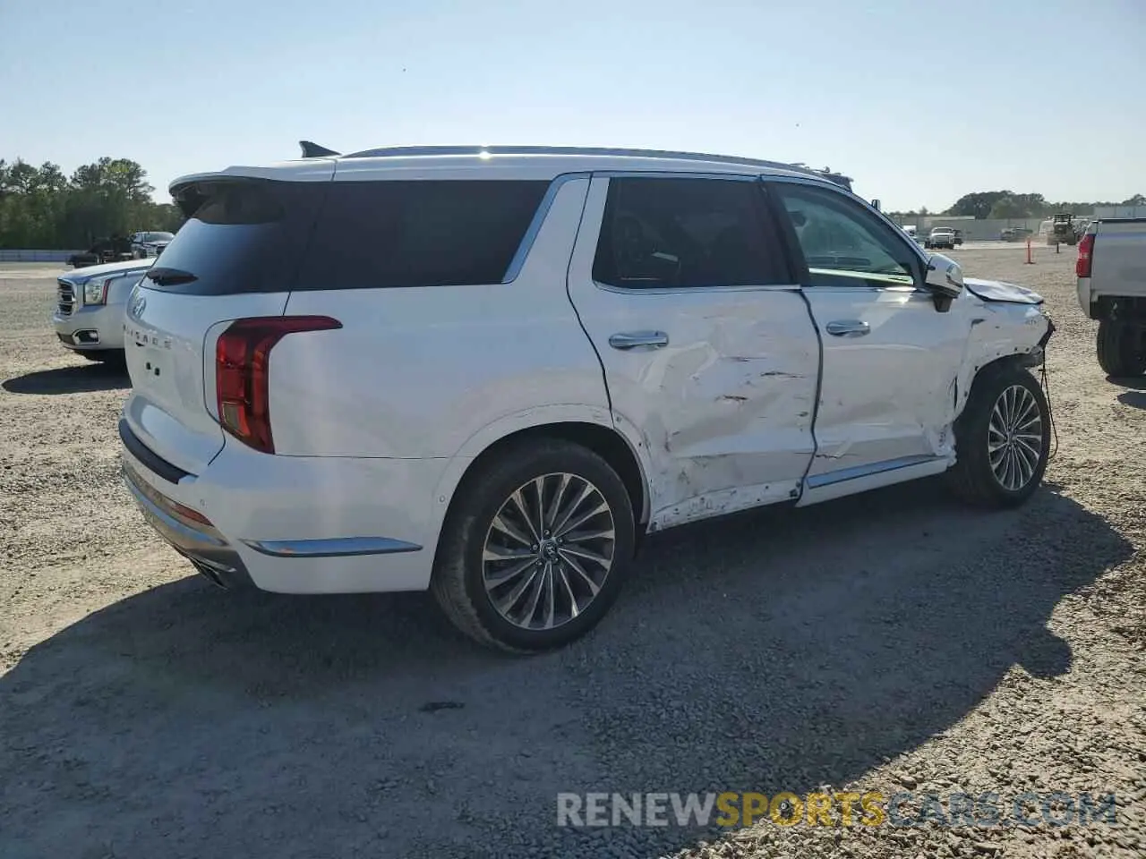 3 Photograph of a damaged car KM8R74GEXSU867294 HYUNDAI PALISADE 2025