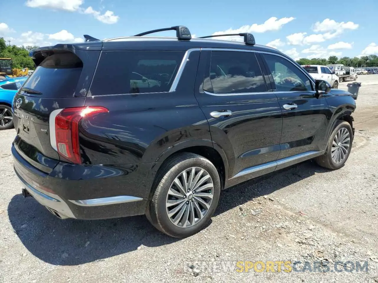3 Photograph of a damaged car KM8R7DGE0SU818766 HYUNDAI PALISADE 2025
