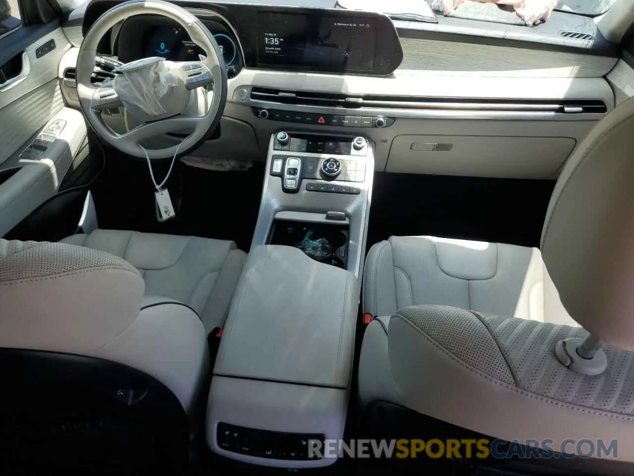 8 Photograph of a damaged car KM8R7DGE0SU818766 HYUNDAI PALISADE 2025