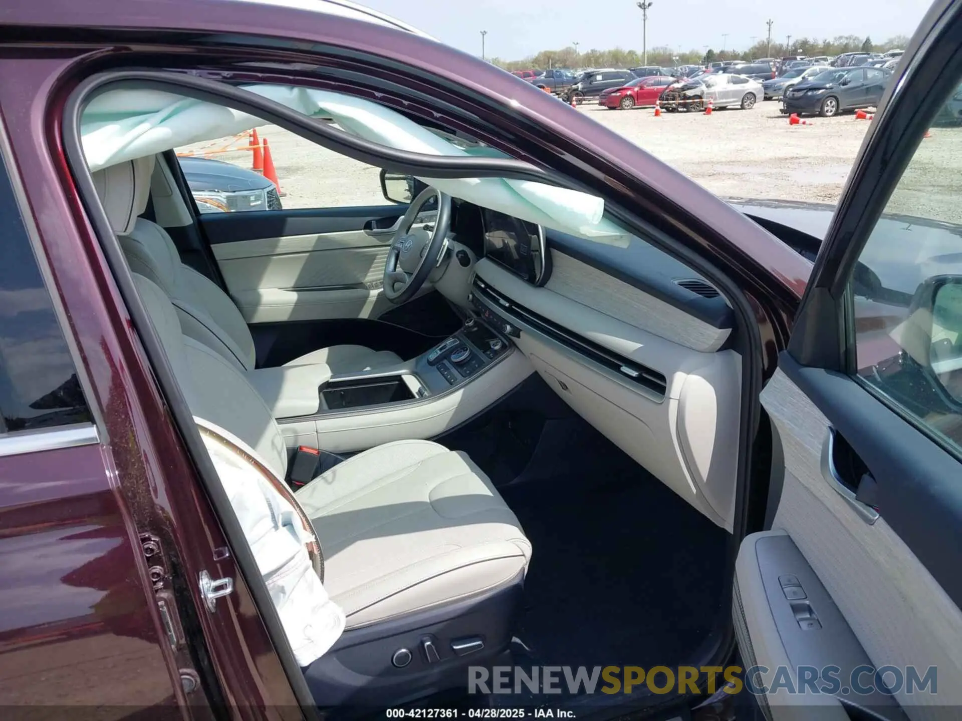 5 Photograph of a damaged car KM8R7DGE2SU828795 HYUNDAI PALISADE 2025