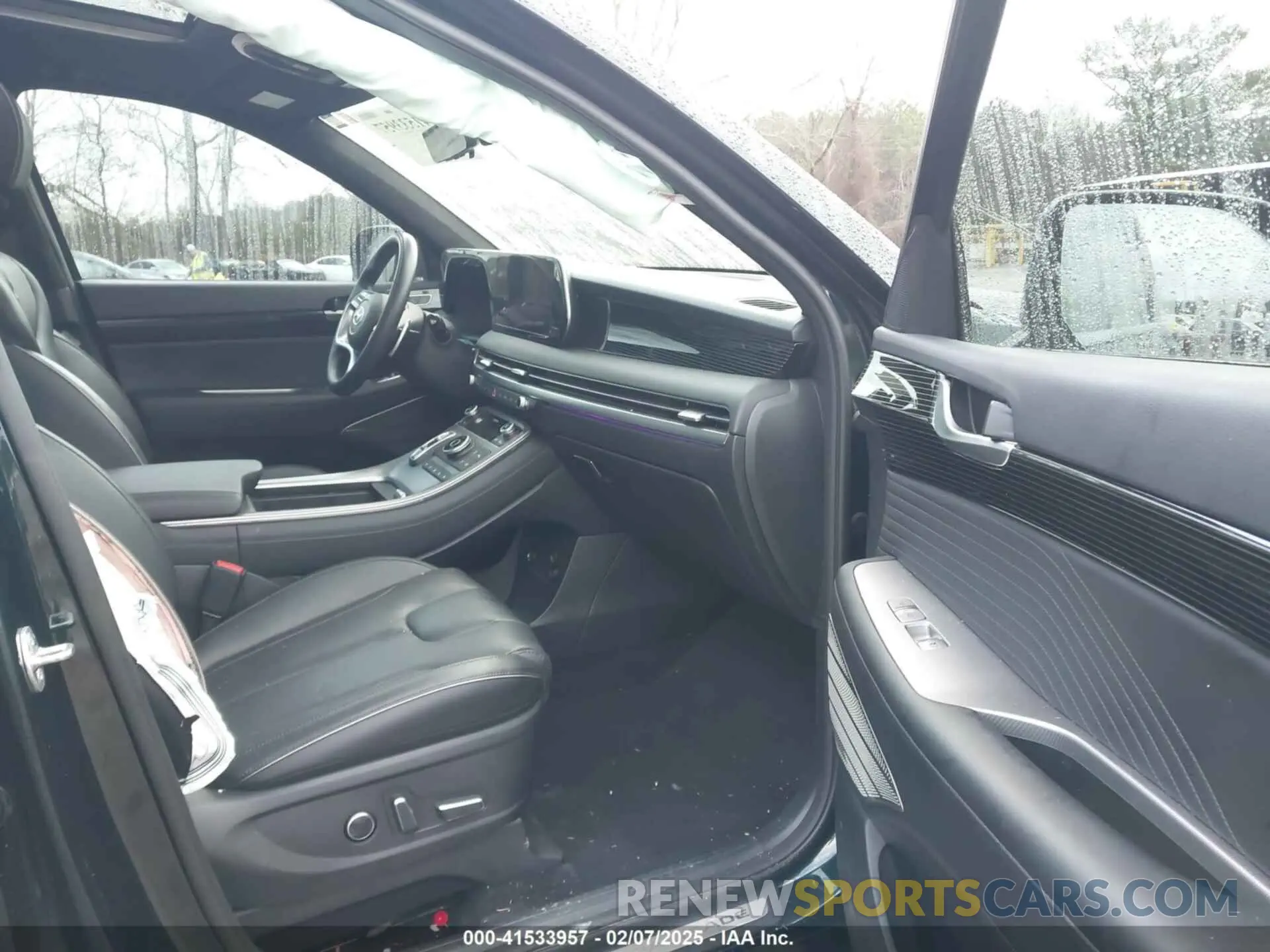 5 Photograph of a damaged car KM8R7DGE4SU808077 HYUNDAI PALISADE 2025