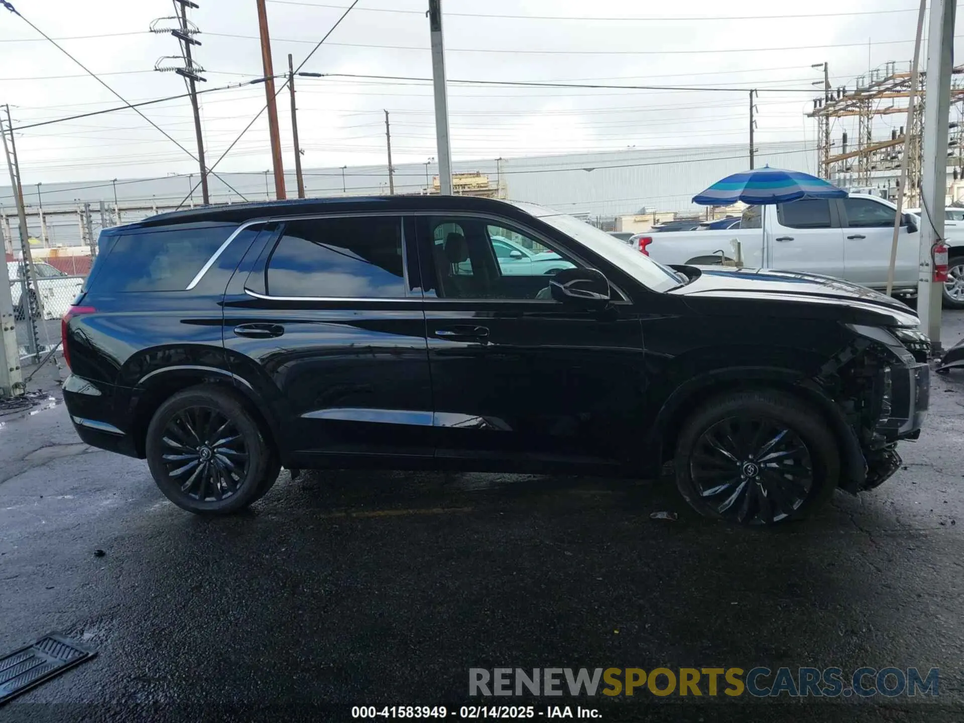 14 Photograph of a damaged car KM8R7DGE4SU810783 HYUNDAI PALISADE 2025