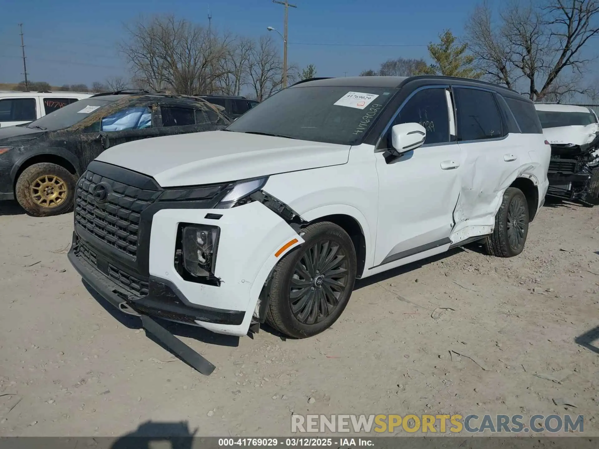 2 Photograph of a damaged car KM8R7DGE4SU814350 HYUNDAI PALISADE 2025