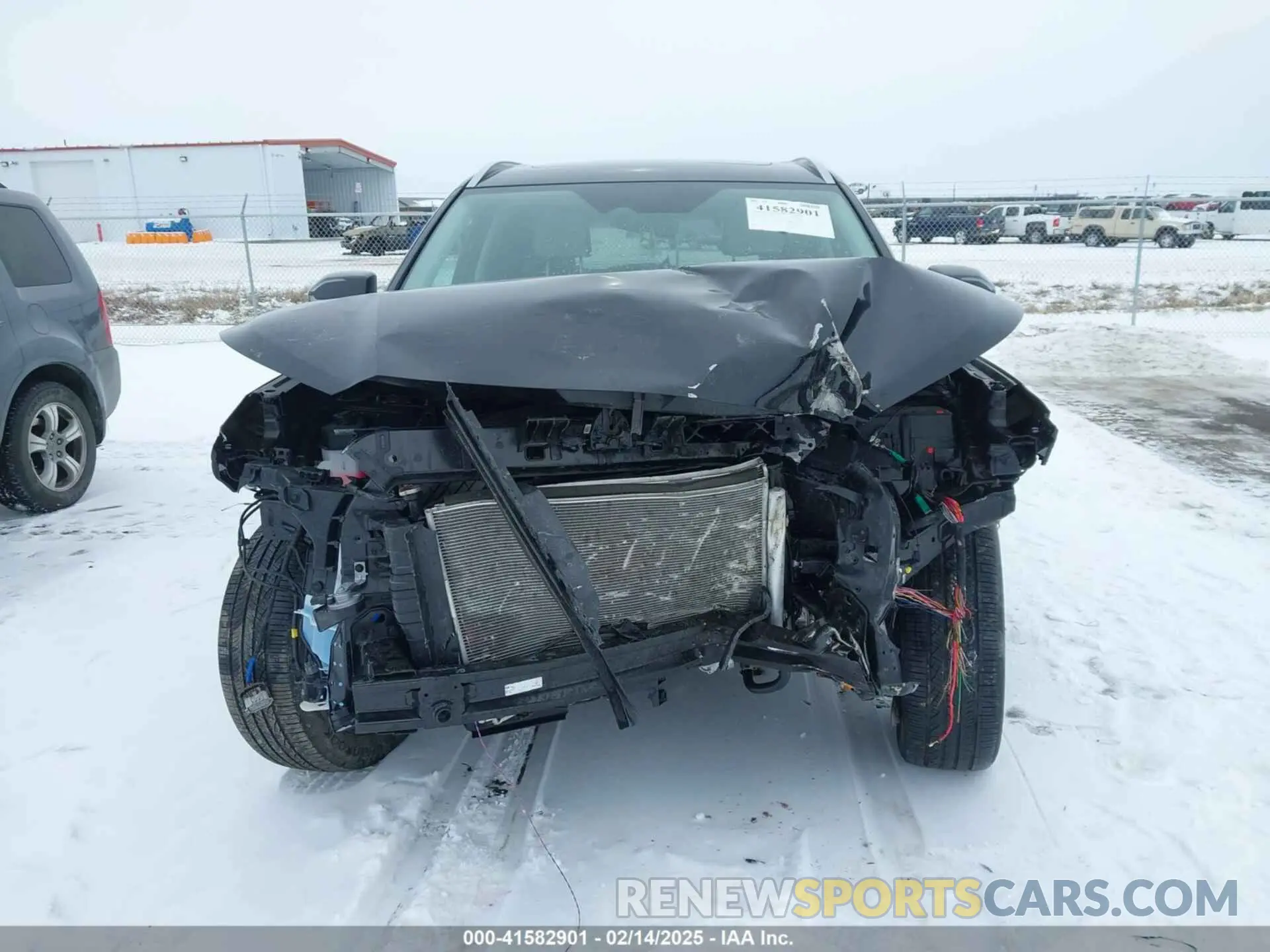12 Photograph of a damaged car KM8R7DGE4SU848935 HYUNDAI PALISADE 2025