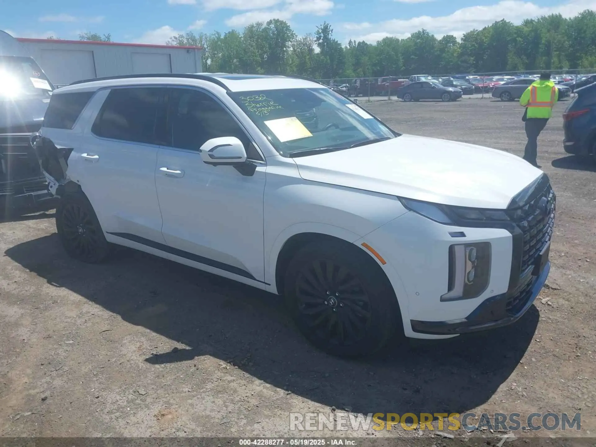 1 Photograph of a damaged car KM8R7DGE9SU813405 HYUNDAI PALISADE 2025