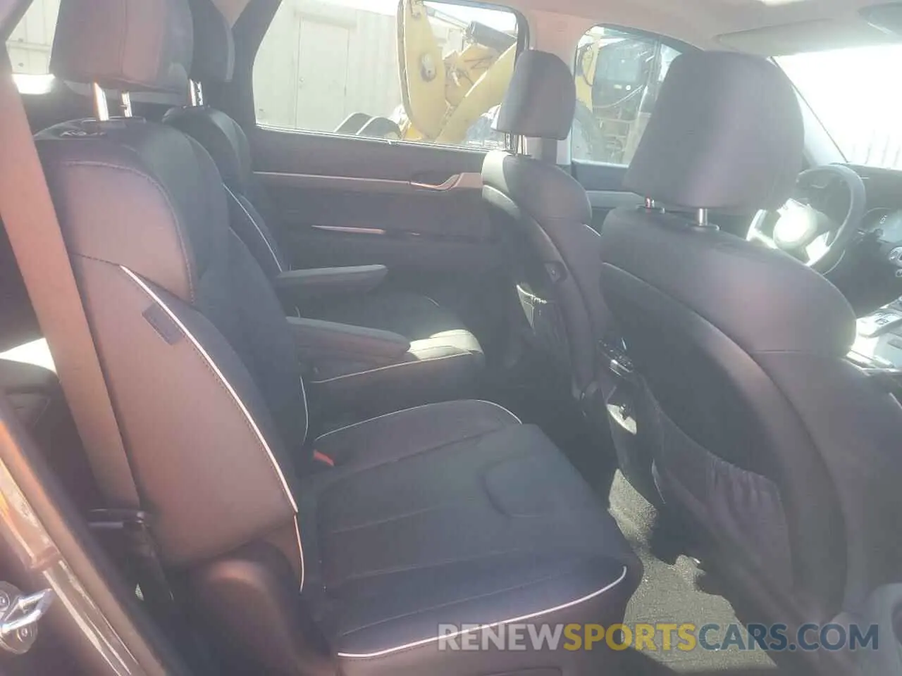 11 Photograph of a damaged car KM8R34GE9RU742521 HYUNDAI PALISADE X 2024