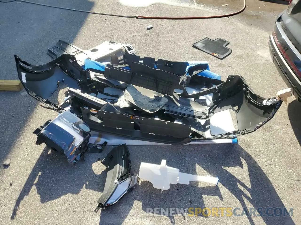 13 Photograph of a damaged car KM8R3DGE1SU833000 HYUNDAI PALISADE X 2025