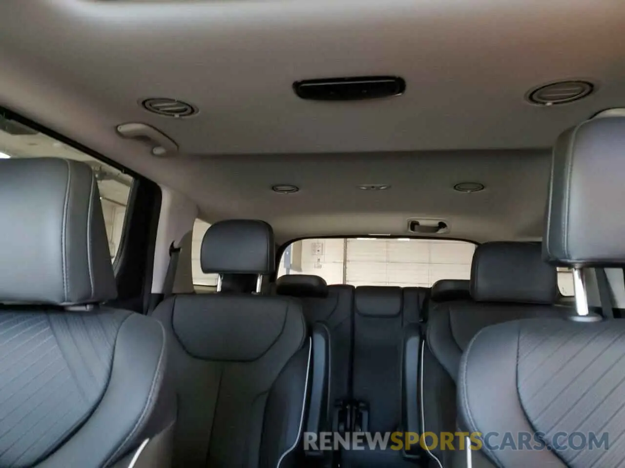10 Photograph of a damaged car KM8R3DGE9SU903679 HYUNDAI PALISADE X 2025
