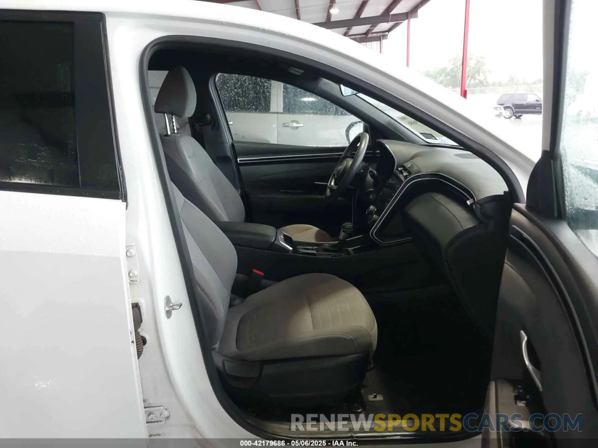 5 Photograph of a damaged car 5NTJADAE9NH028880 HYUNDAI SANTA CRUZ 2022