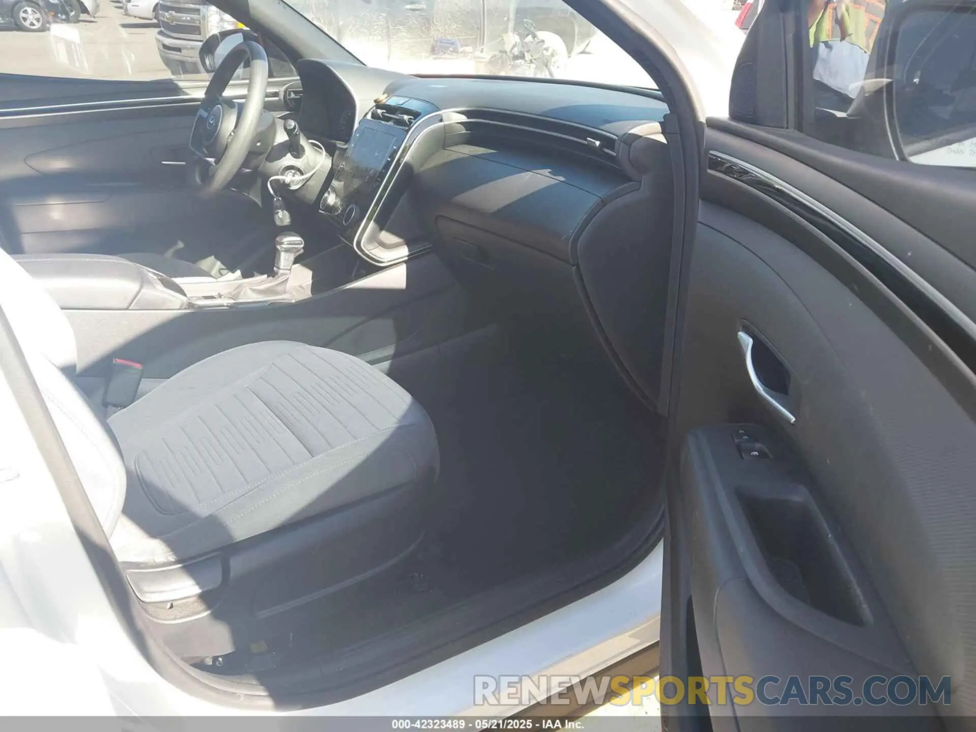 5 Photograph of a damaged car 5NTJADAEXNH023610 HYUNDAI SANTA CRUZ 2022