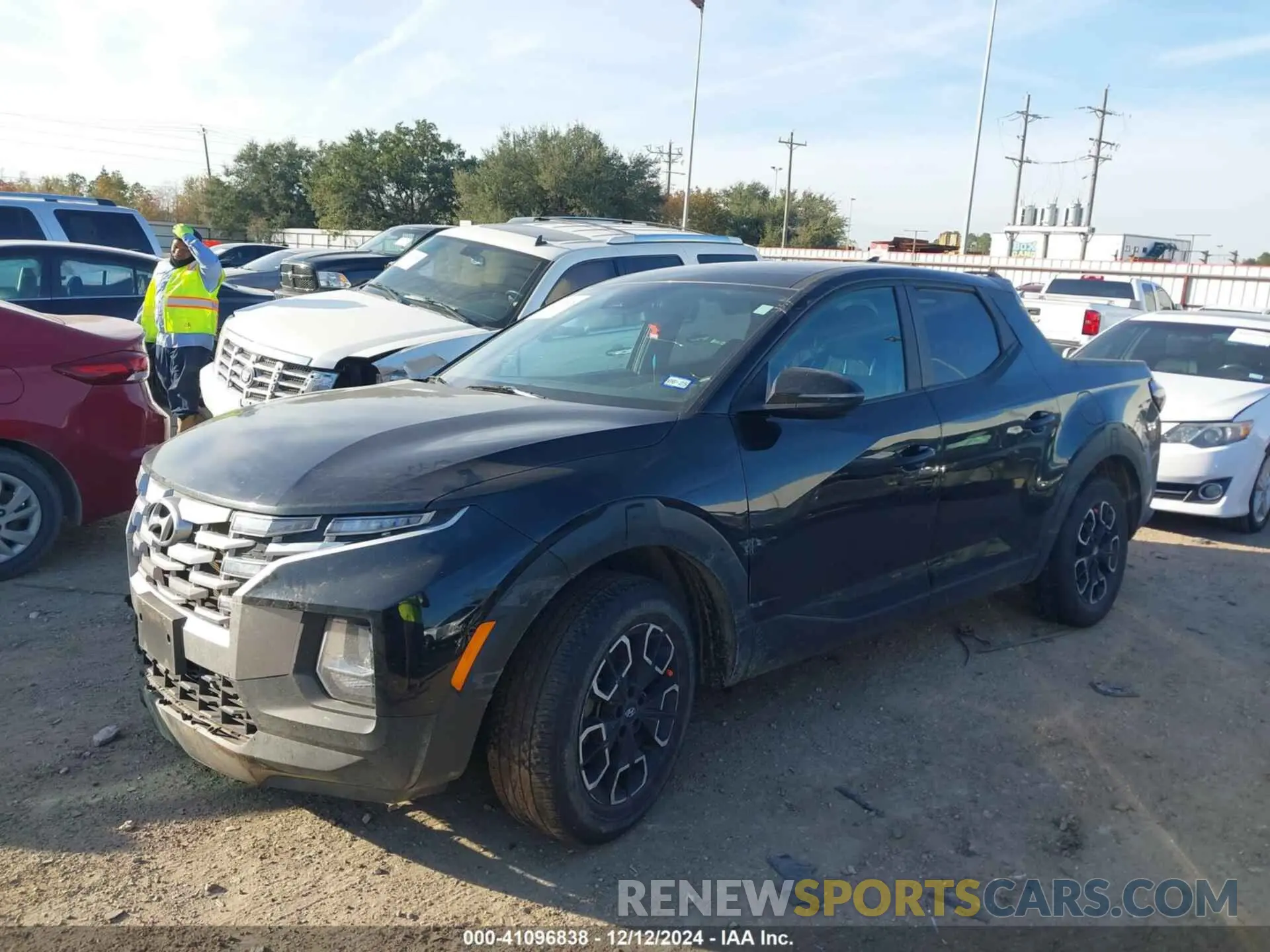 2 Photograph of a damaged car 5NTJB4AE1NH031365 HYUNDAI SANTA CRUZ 2022