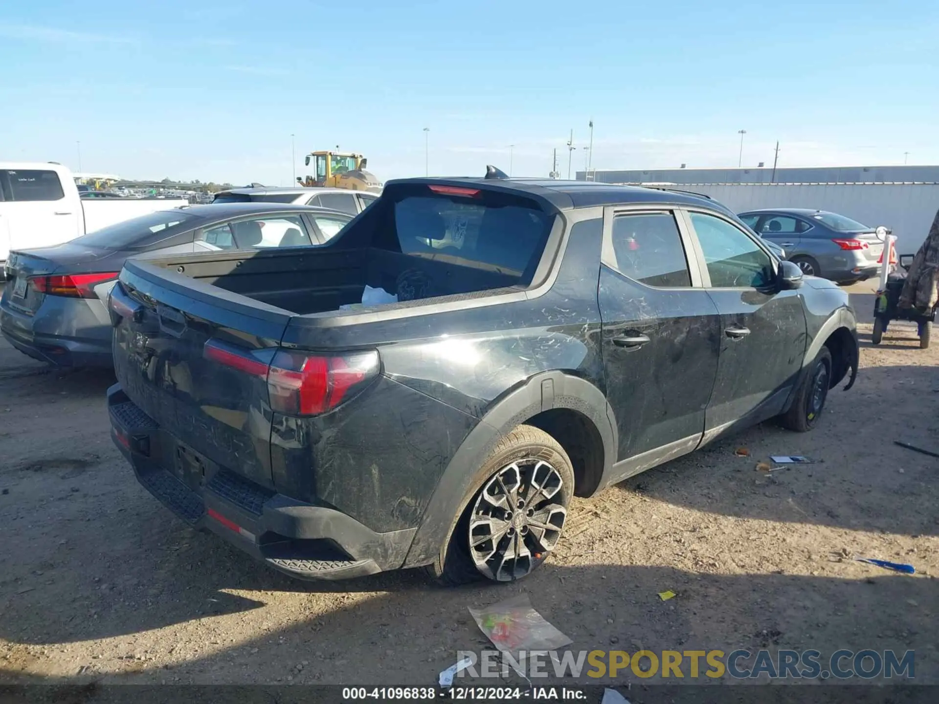 4 Photograph of a damaged car 5NTJB4AE1NH031365 HYUNDAI SANTA CRUZ 2022