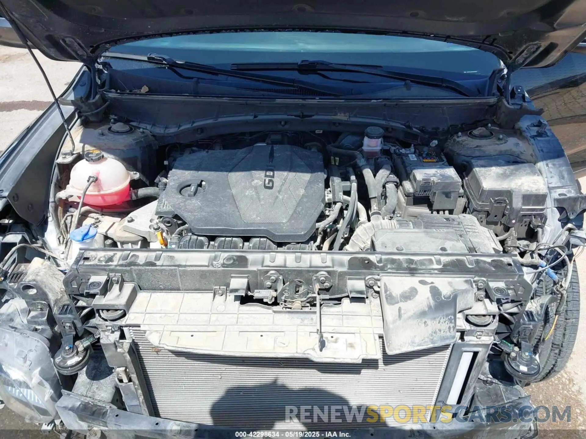 10 Photograph of a damaged car 5NTJB4AE9NH012160 HYUNDAI SANTA CRUZ 2022