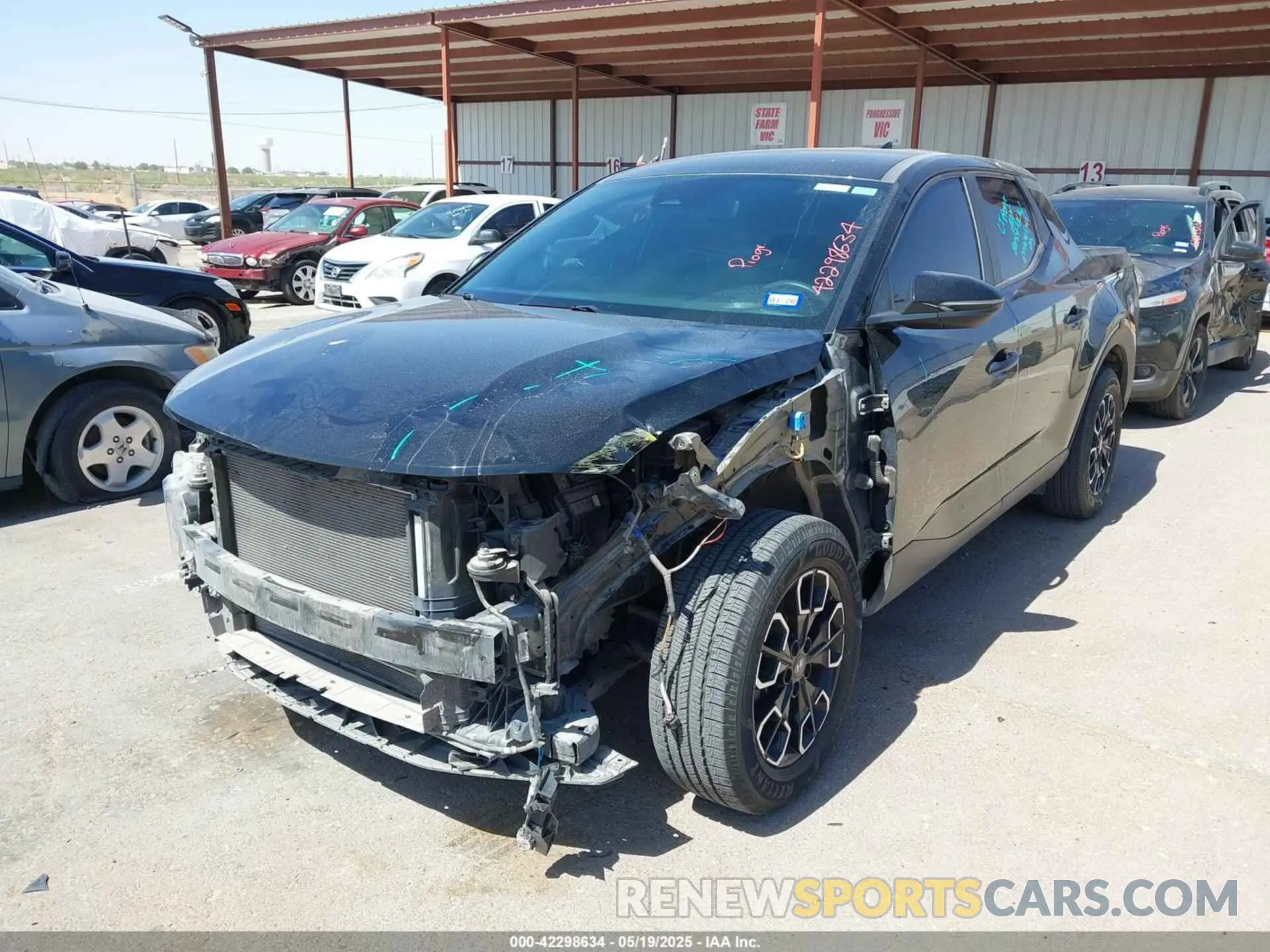2 Photograph of a damaged car 5NTJB4AE9NH012160 HYUNDAI SANTA CRUZ 2022