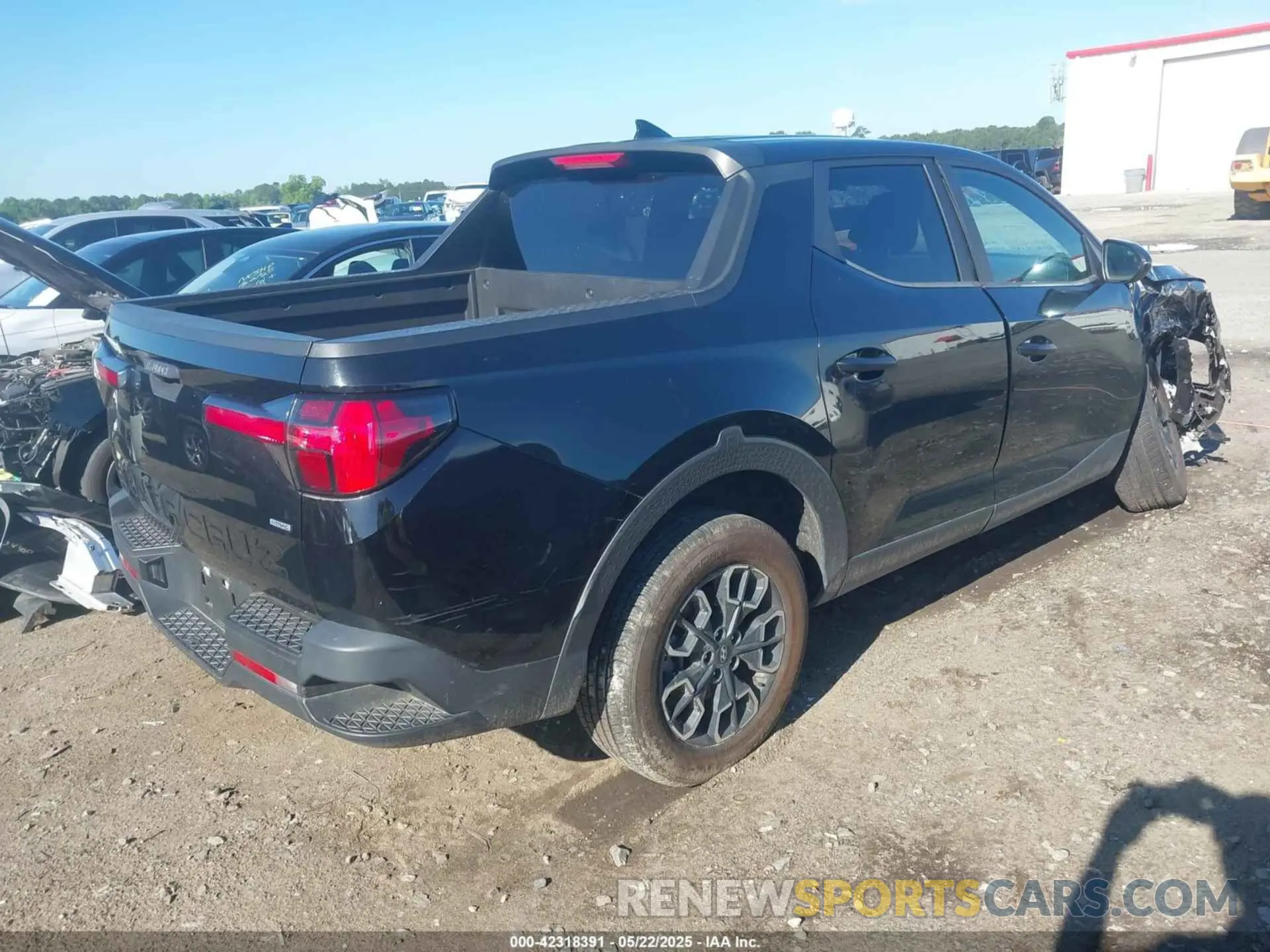 4 Photograph of a damaged car 5NTJBDAE6NH012987 HYUNDAI SANTA CRUZ 2022