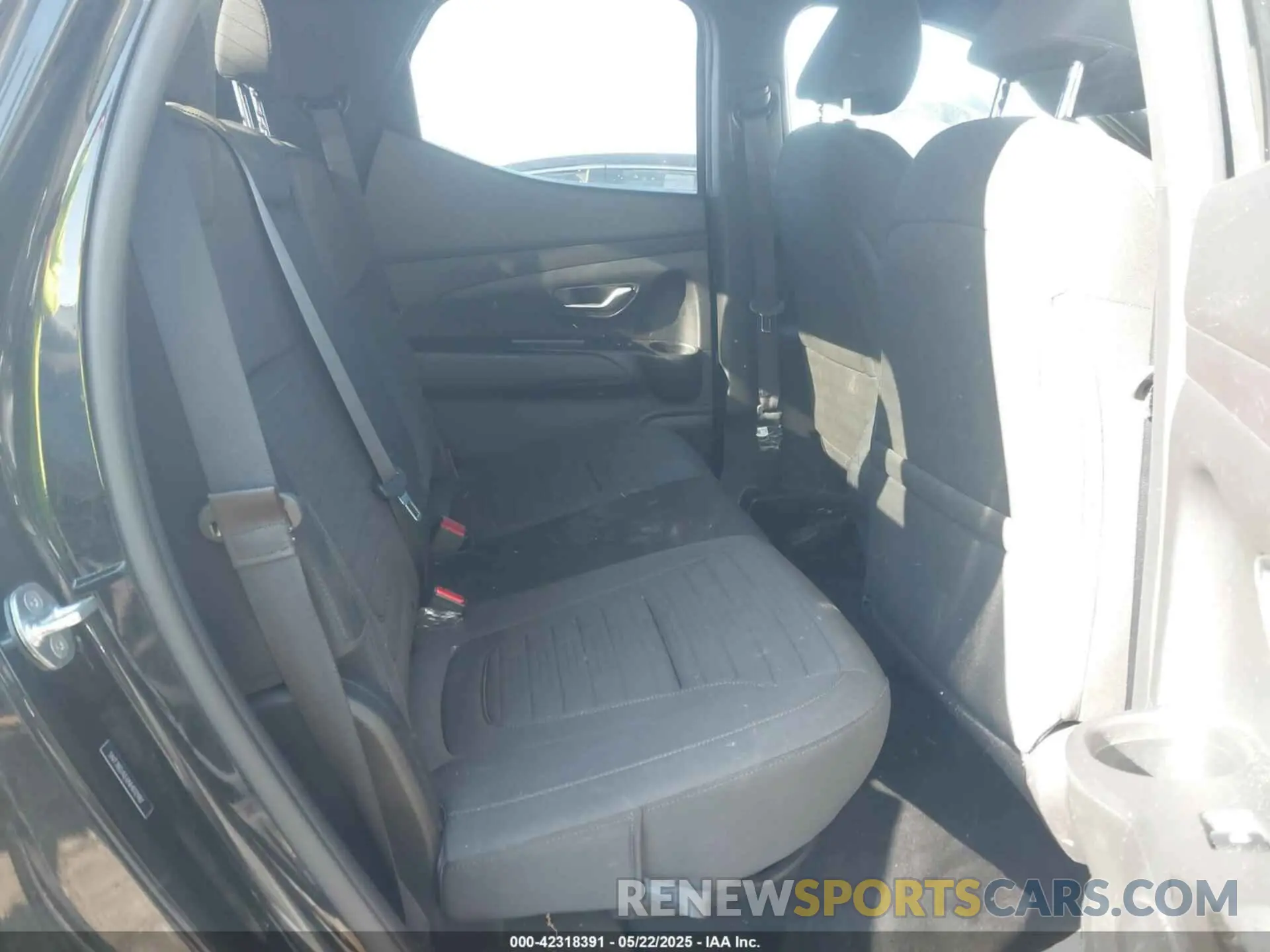 8 Photograph of a damaged car 5NTJBDAE6NH012987 HYUNDAI SANTA CRUZ 2022