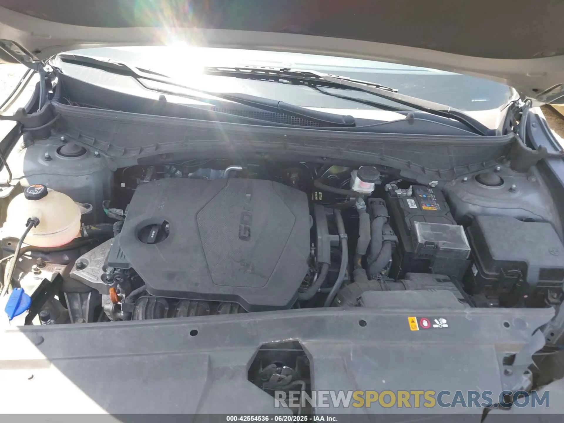 10 Photograph of a damaged car 5NTJC4AE4NH037352 HYUNDAI SANTA CRUZ 2022