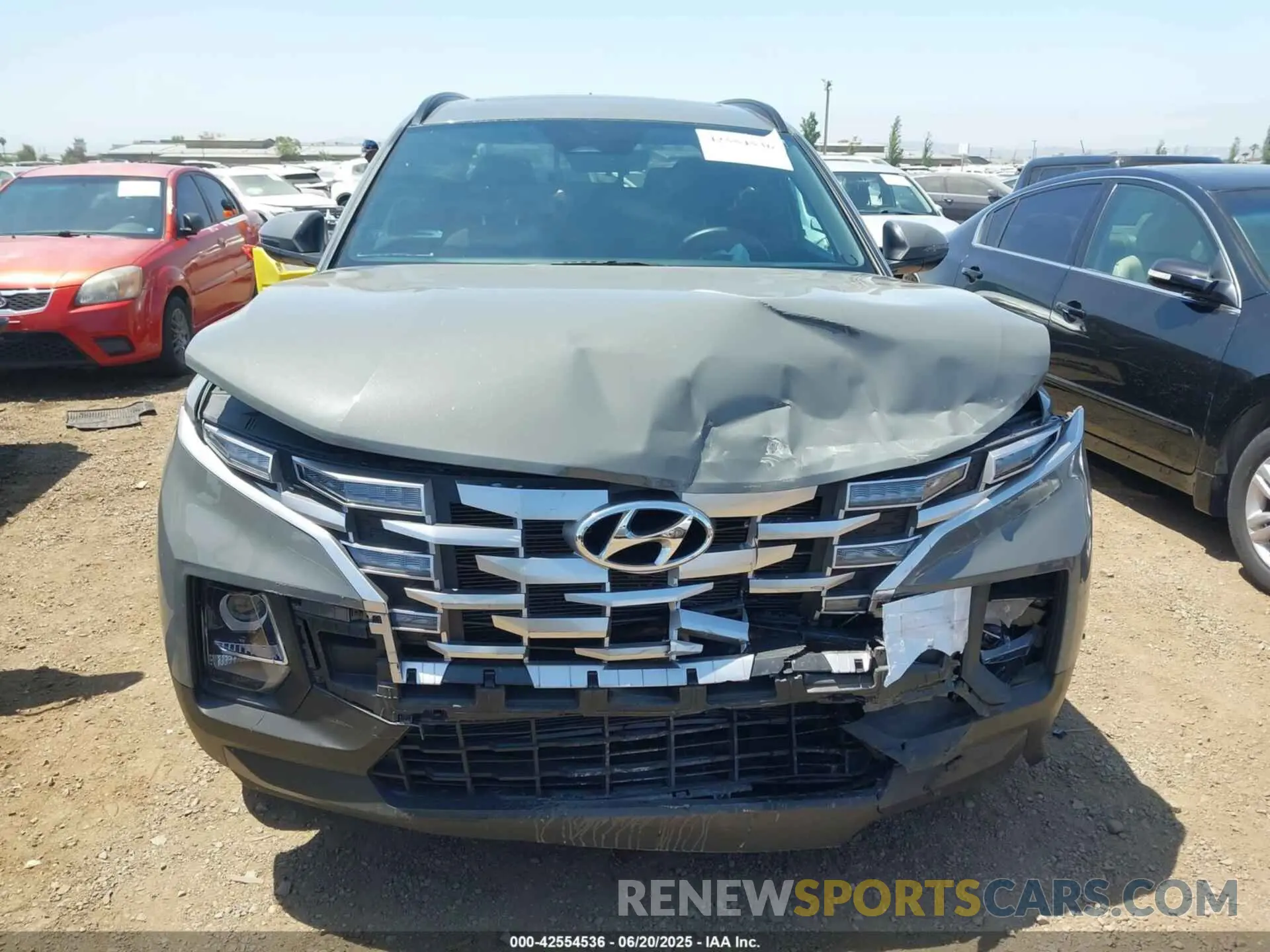 13 Photograph of a damaged car 5NTJC4AE4NH037352 HYUNDAI SANTA CRUZ 2022