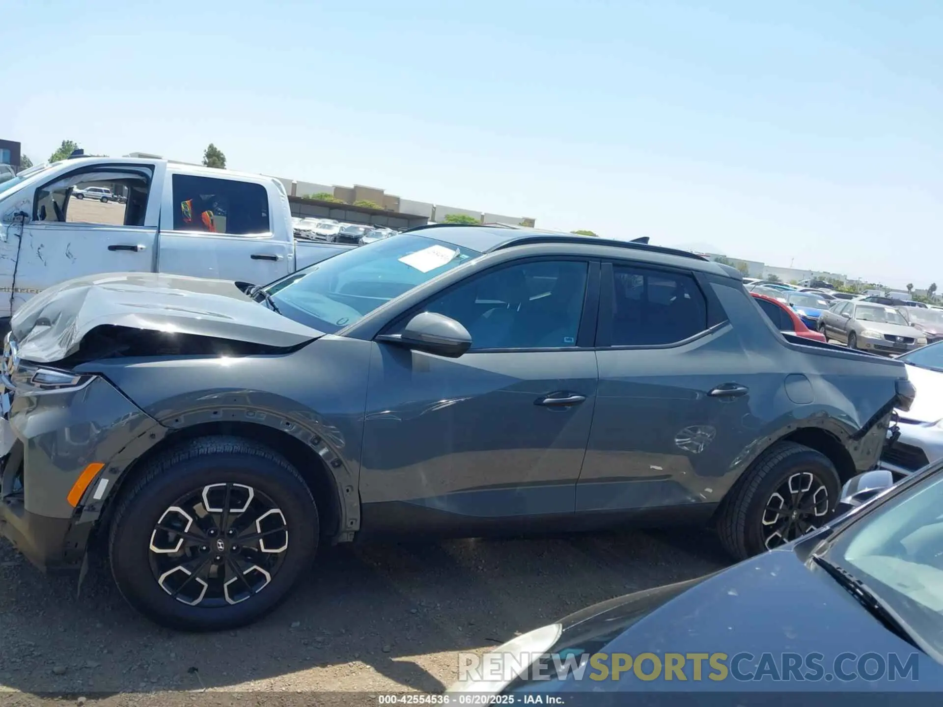 15 Photograph of a damaged car 5NTJC4AE4NH037352 HYUNDAI SANTA CRUZ 2022