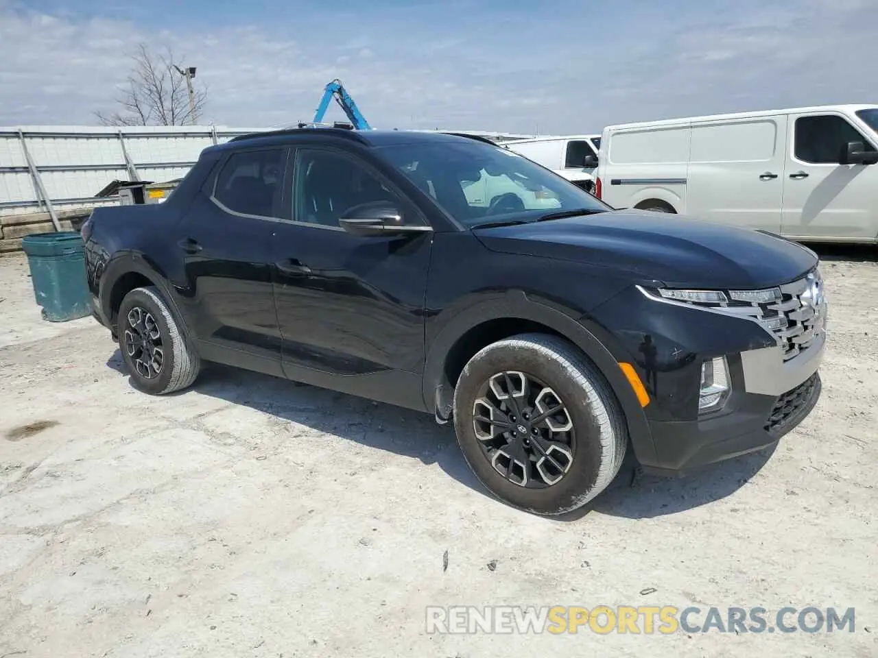 4 Photograph of a damaged car 5NTJCDAE1NH002753 HYUNDAI SANTA CRUZ 2022