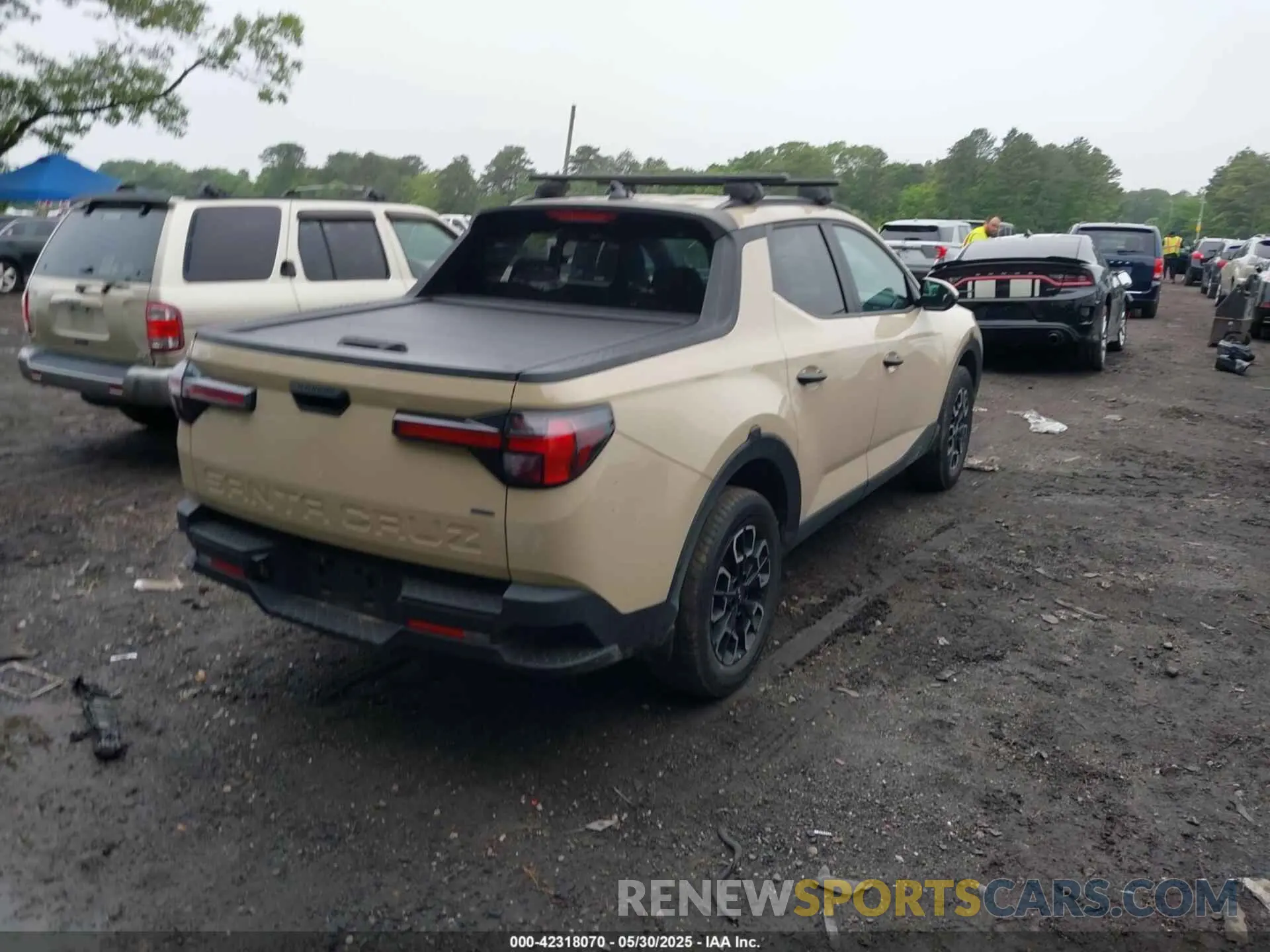 4 Photograph of a damaged car 5NTJCDAE4NH009213 HYUNDAI SANTA CRUZ 2022