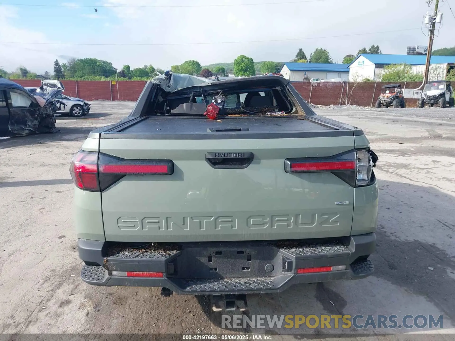 16 Photograph of a damaged car 5NTJCDAE8NH024149 HYUNDAI SANTA CRUZ 2022