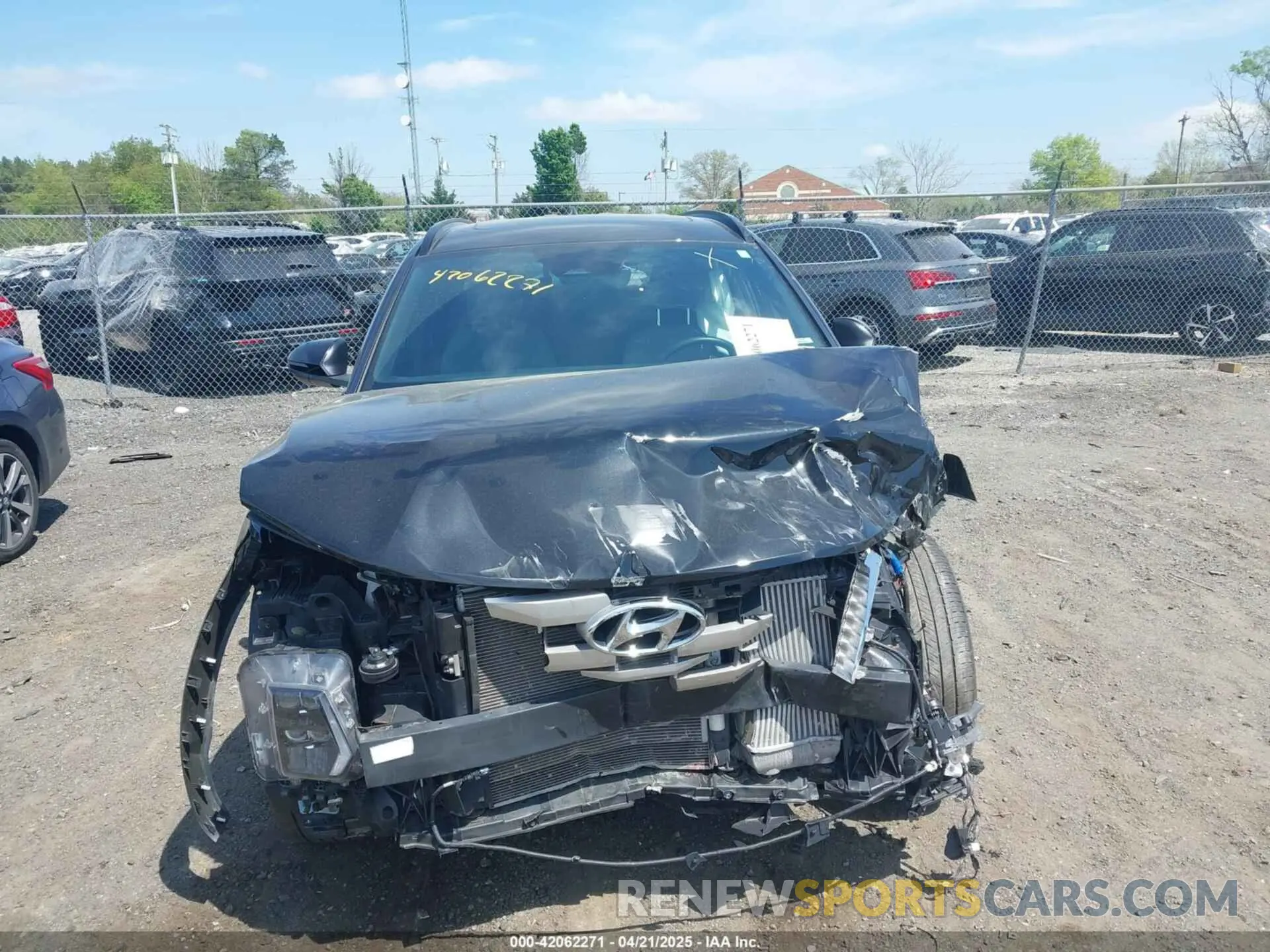 12 Photograph of a damaged car 5NTJDDAF6NH036340 HYUNDAI SANTA CRUZ 2022