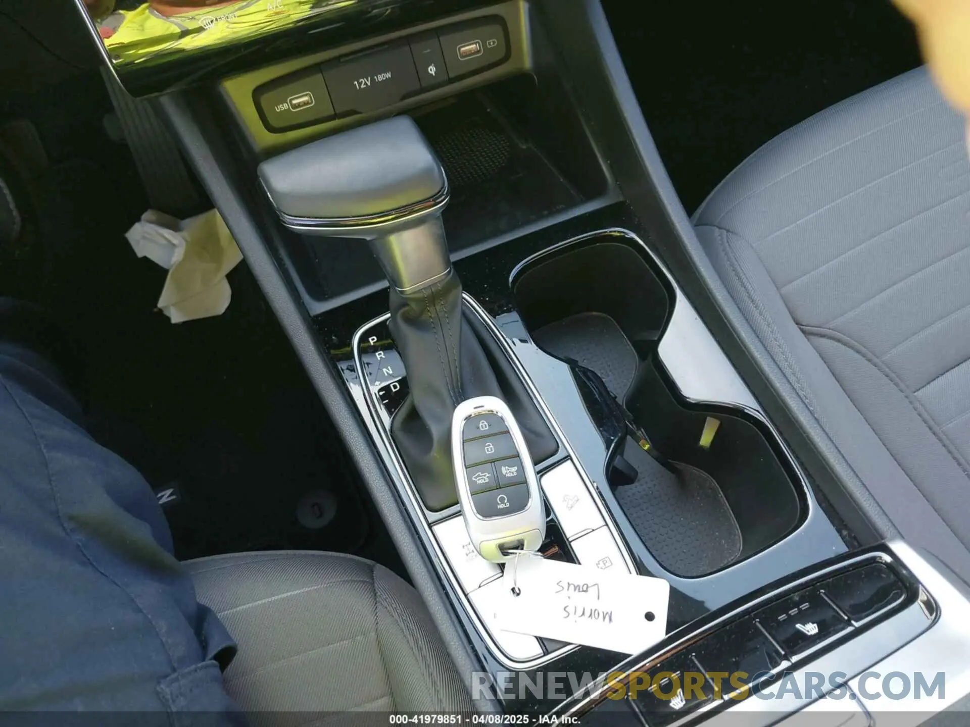 11 Photograph of a damaged car 5NTJDDAF9NH001923 HYUNDAI SANTA CRUZ 2022