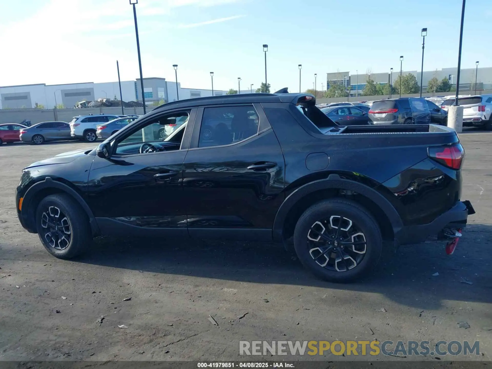 15 Photograph of a damaged car 5NTJDDAF9NH001923 HYUNDAI SANTA CRUZ 2022