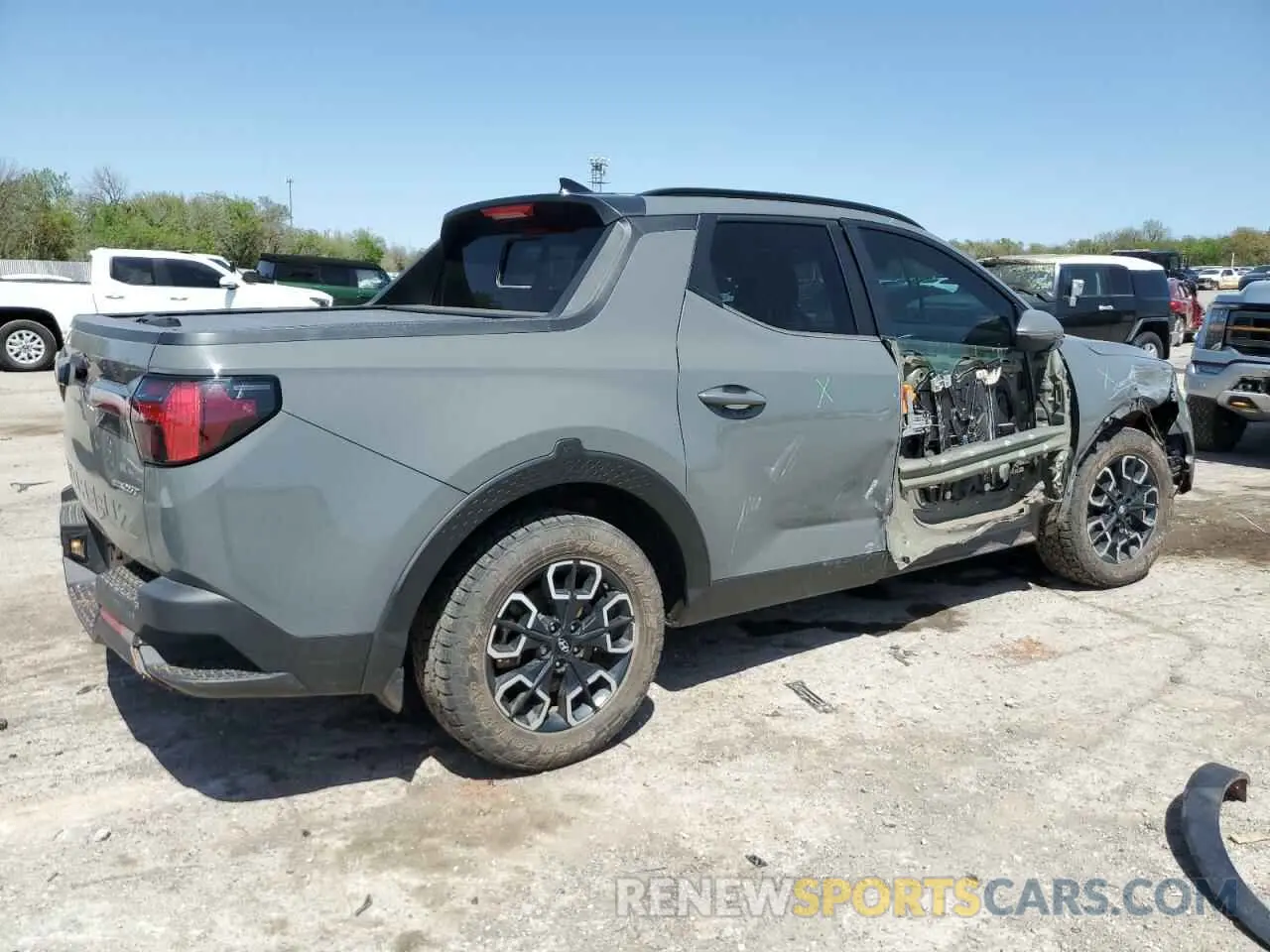 3 Photograph of a damaged car 5NTJDDAF9NH005339 HYUNDAI SANTA CRUZ 2022