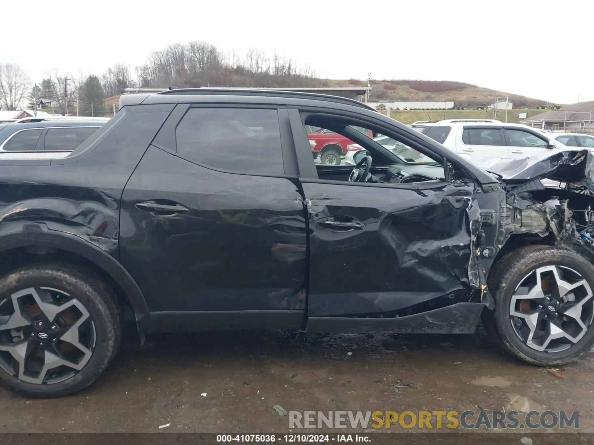 13 Photograph of a damaged car 5NTJEDAF6NH027151 HYUNDAI SANTA CRUZ 2022