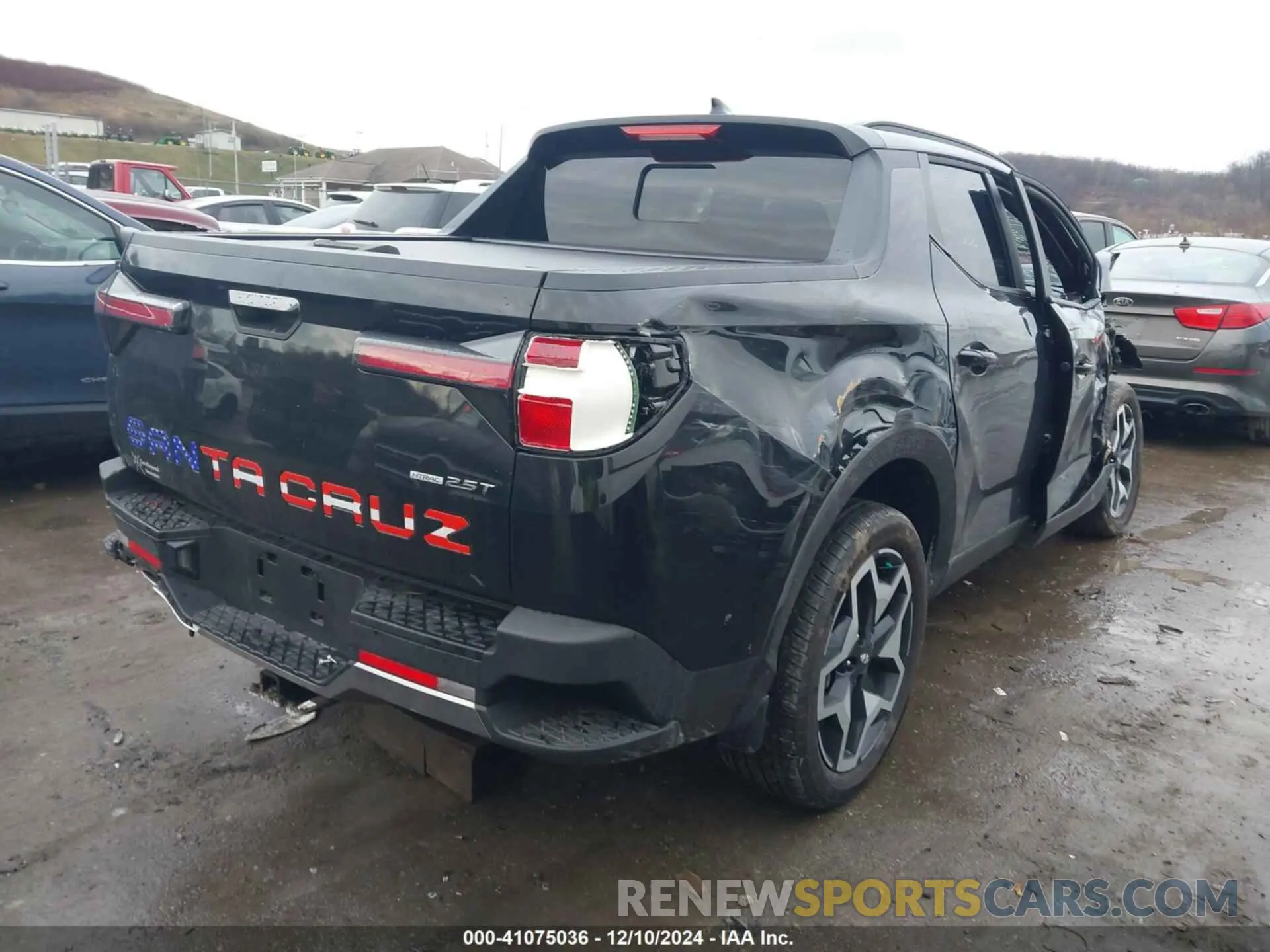 4 Photograph of a damaged car 5NTJEDAF6NH027151 HYUNDAI SANTA CRUZ 2022