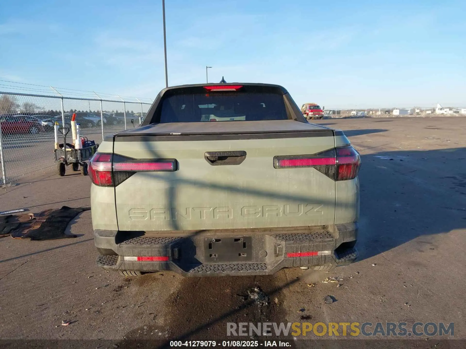 17 Photograph of a damaged car 5NTJA4AE5PH076749 HYUNDAI SANTA CRUZ 2023