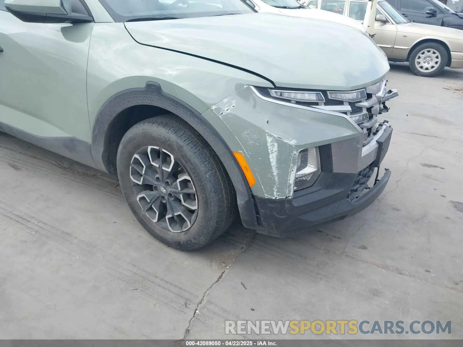 17 Photograph of a damaged car 5NTJADAE4PH049283 HYUNDAI SANTA CRUZ 2023