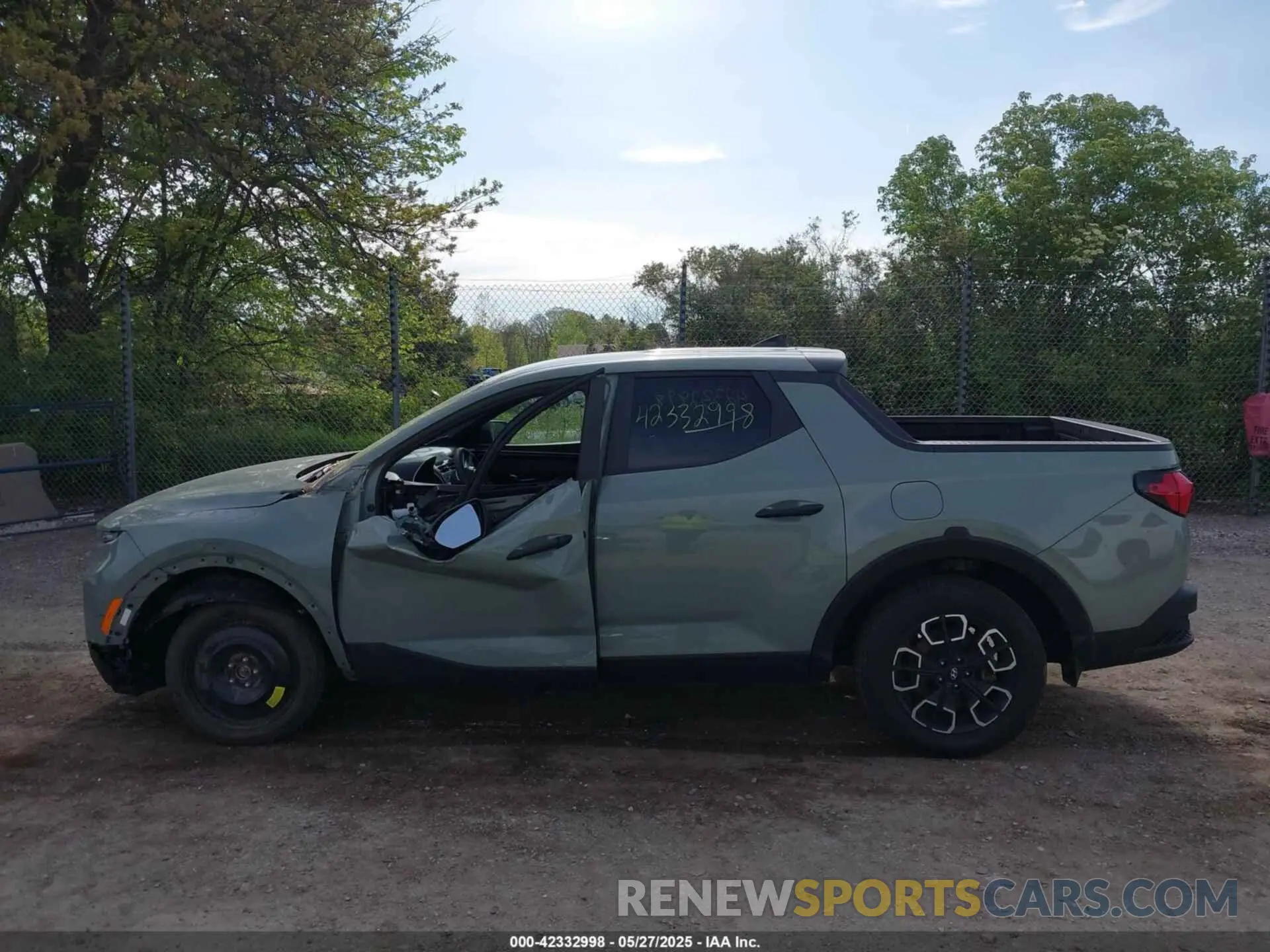 14 Photograph of a damaged car 5NTJBDAE9PH076525 HYUNDAI SANTA CRUZ 2023
