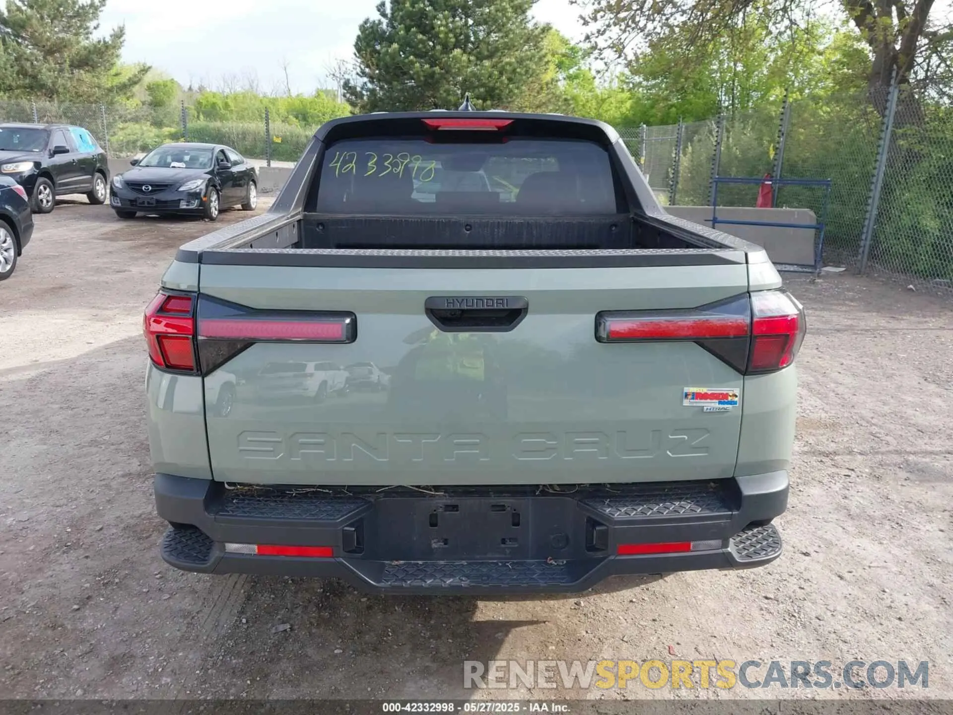 16 Photograph of a damaged car 5NTJBDAE9PH076525 HYUNDAI SANTA CRUZ 2023