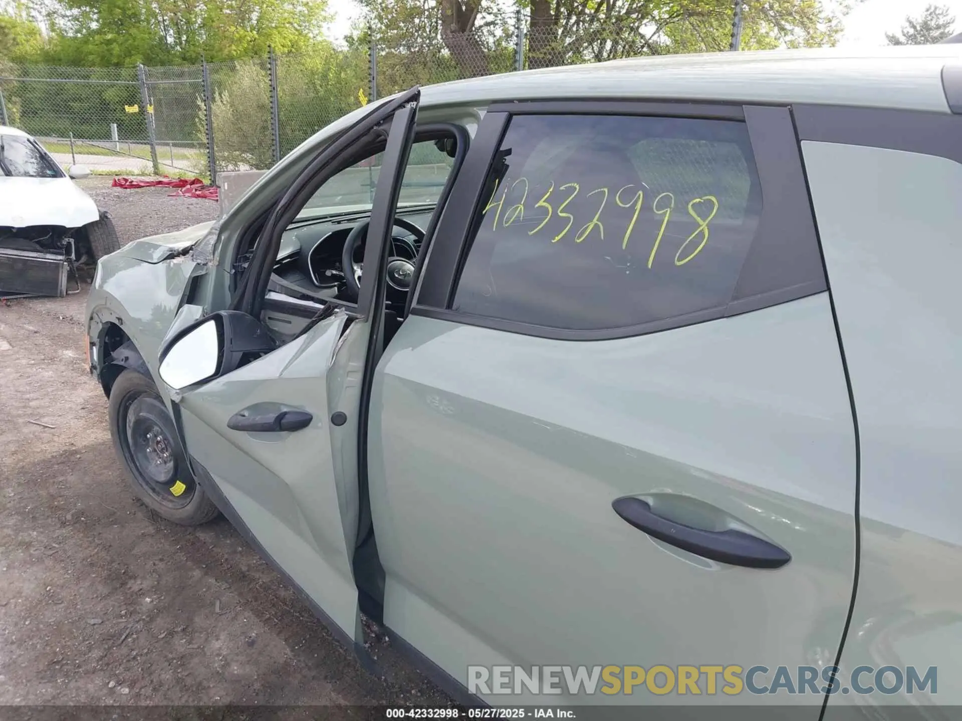 17 Photograph of a damaged car 5NTJBDAE9PH076525 HYUNDAI SANTA CRUZ 2023
