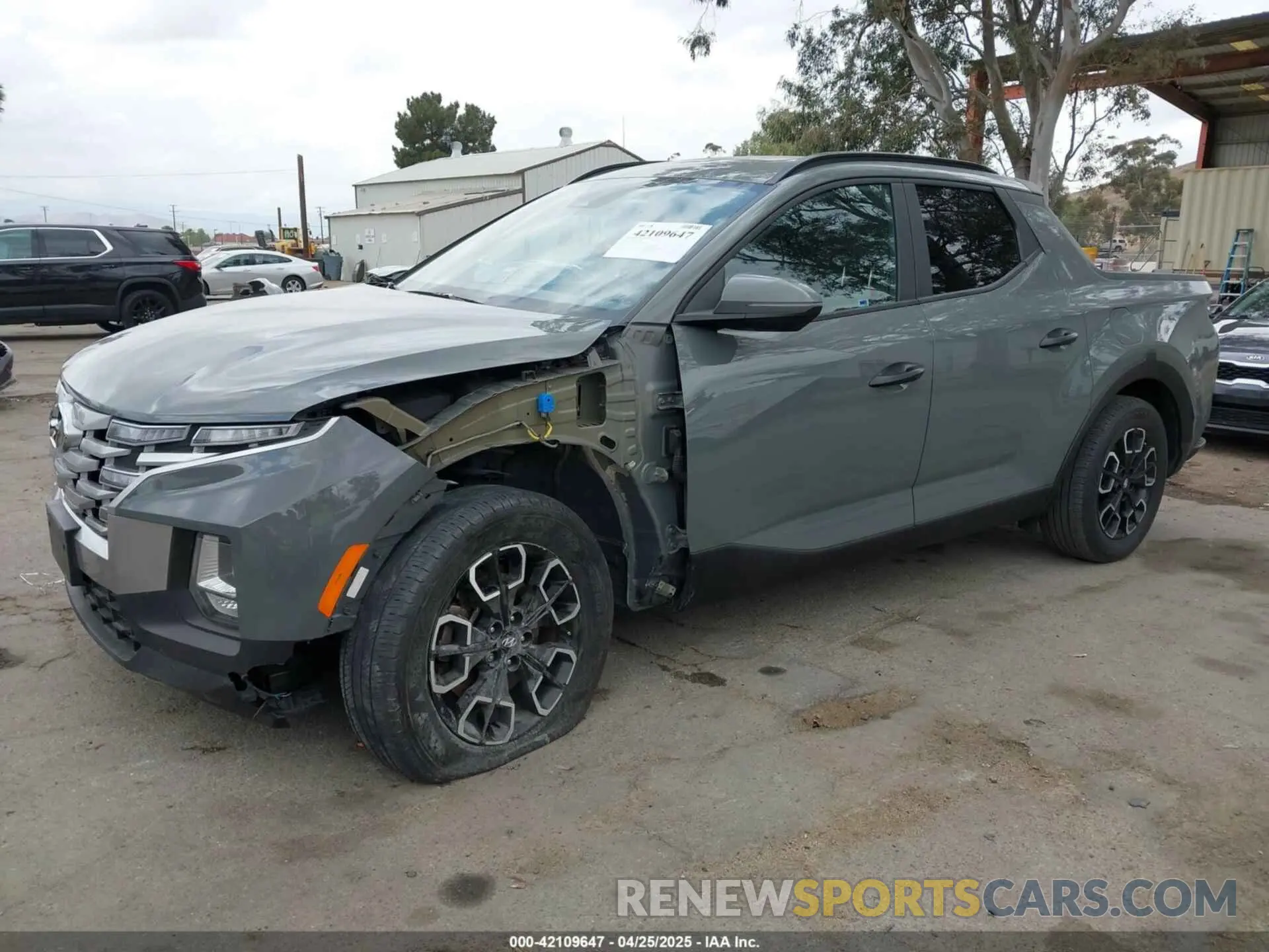 2 Photograph of a damaged car 5NTJC4AE0PH043393 HYUNDAI SANTA CRUZ 2023