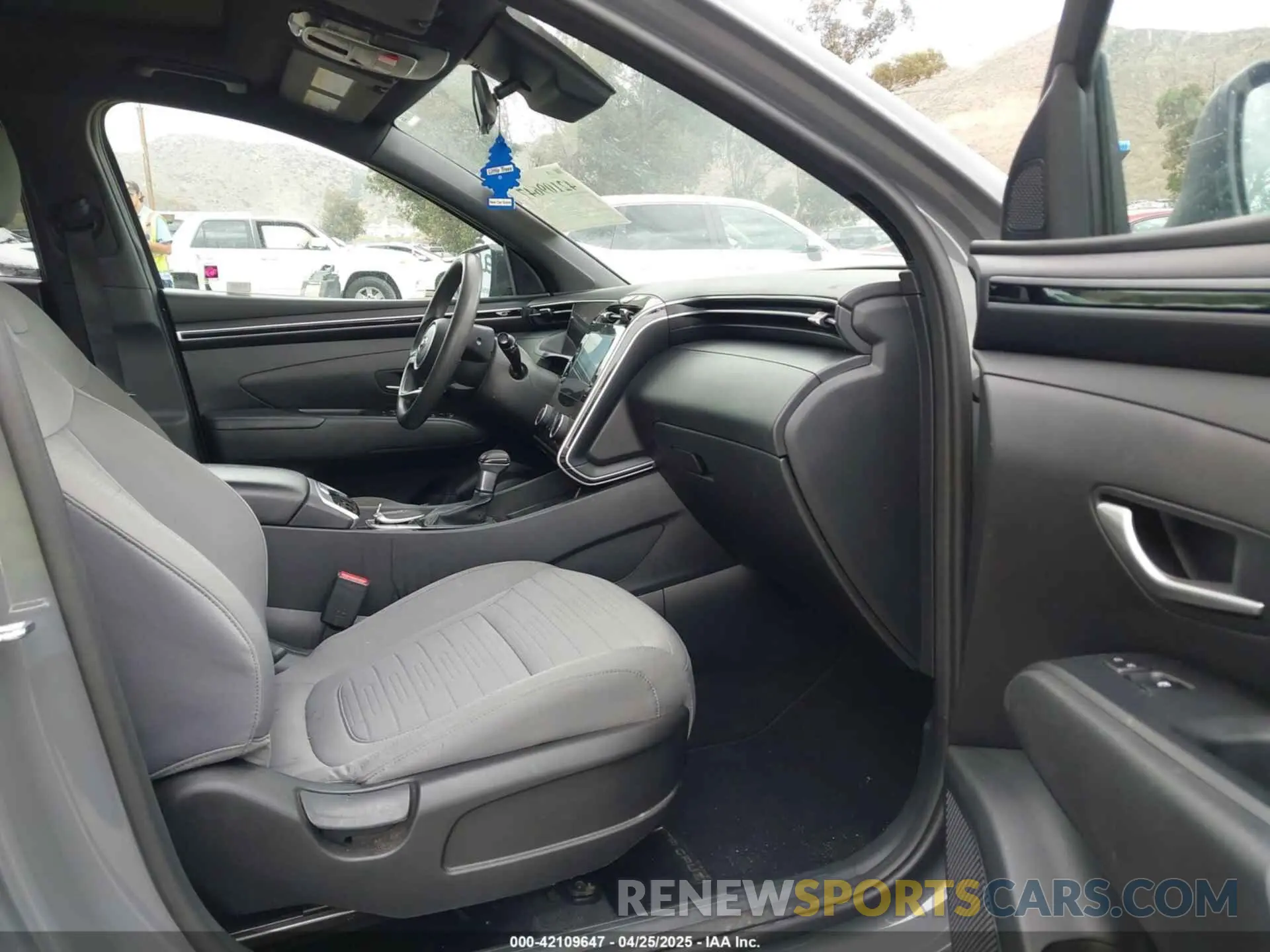 5 Photograph of a damaged car 5NTJC4AE0PH043393 HYUNDAI SANTA CRUZ 2023