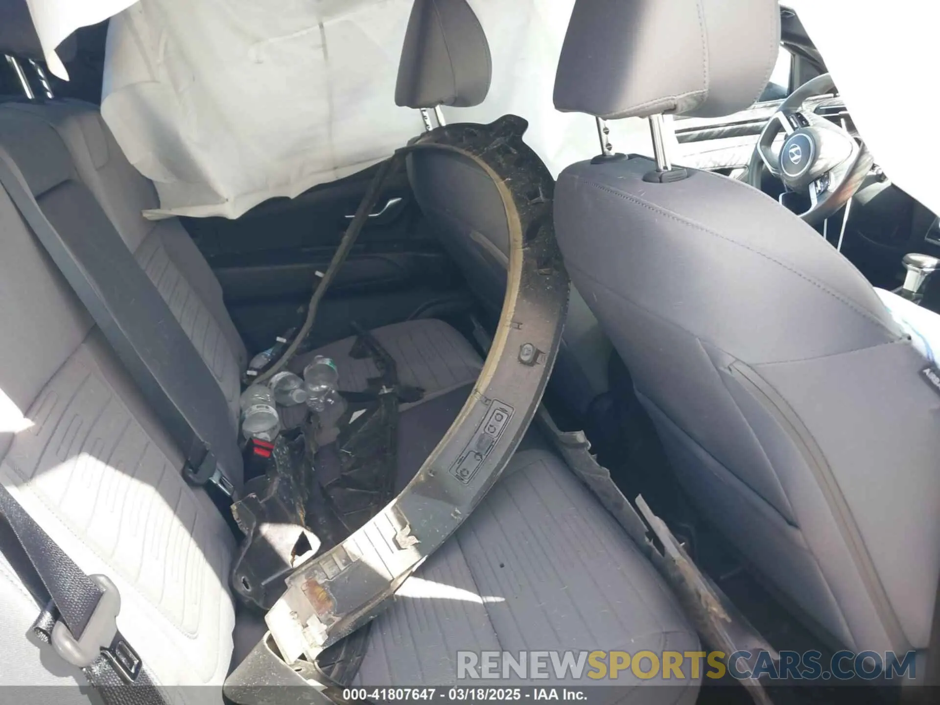 8 Photograph of a damaged car 5NTJC4AE4PH042943 HYUNDAI SANTA CRUZ 2023